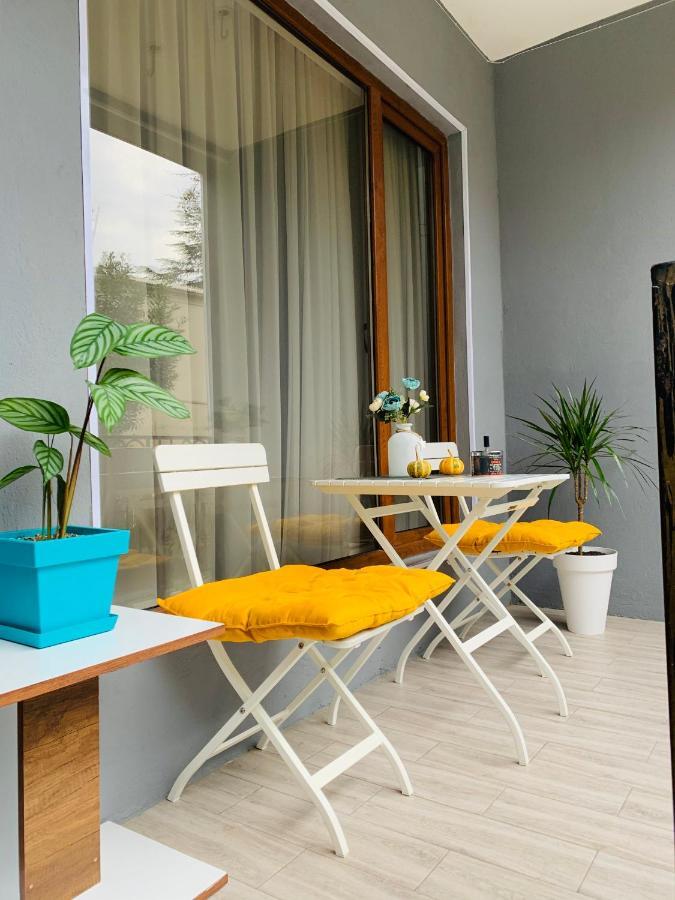 Апартаменты Sweet Apartment 34s Sweet Apartment 34 Кутаиси Экстерьер фото